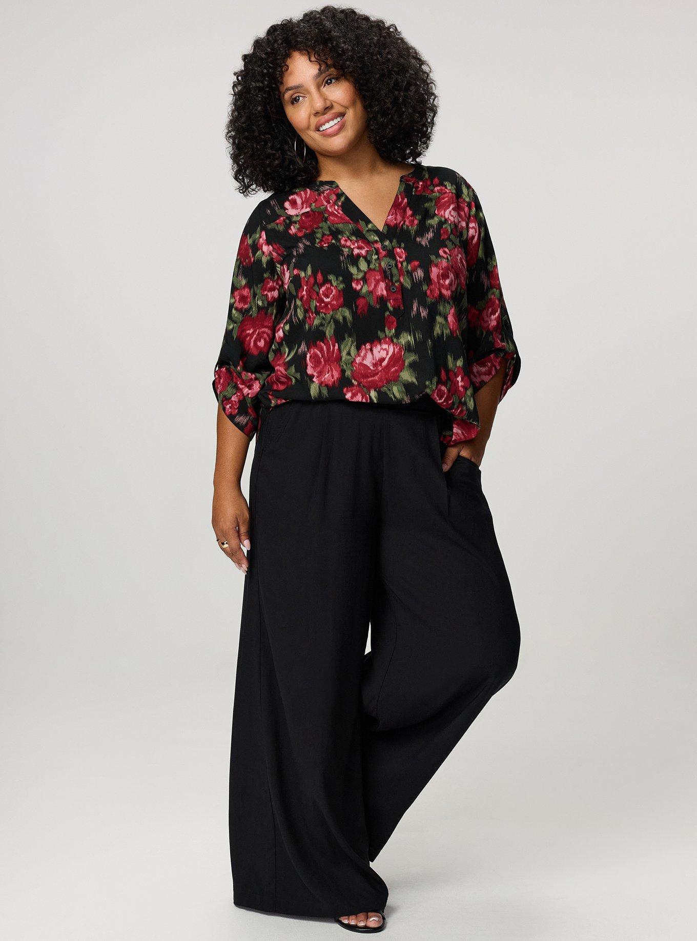 Harper 3/4 Sleeve Pullover Tunic Top, BLURRED WALLPAPER ROSES FLORAL BLACK, alternate