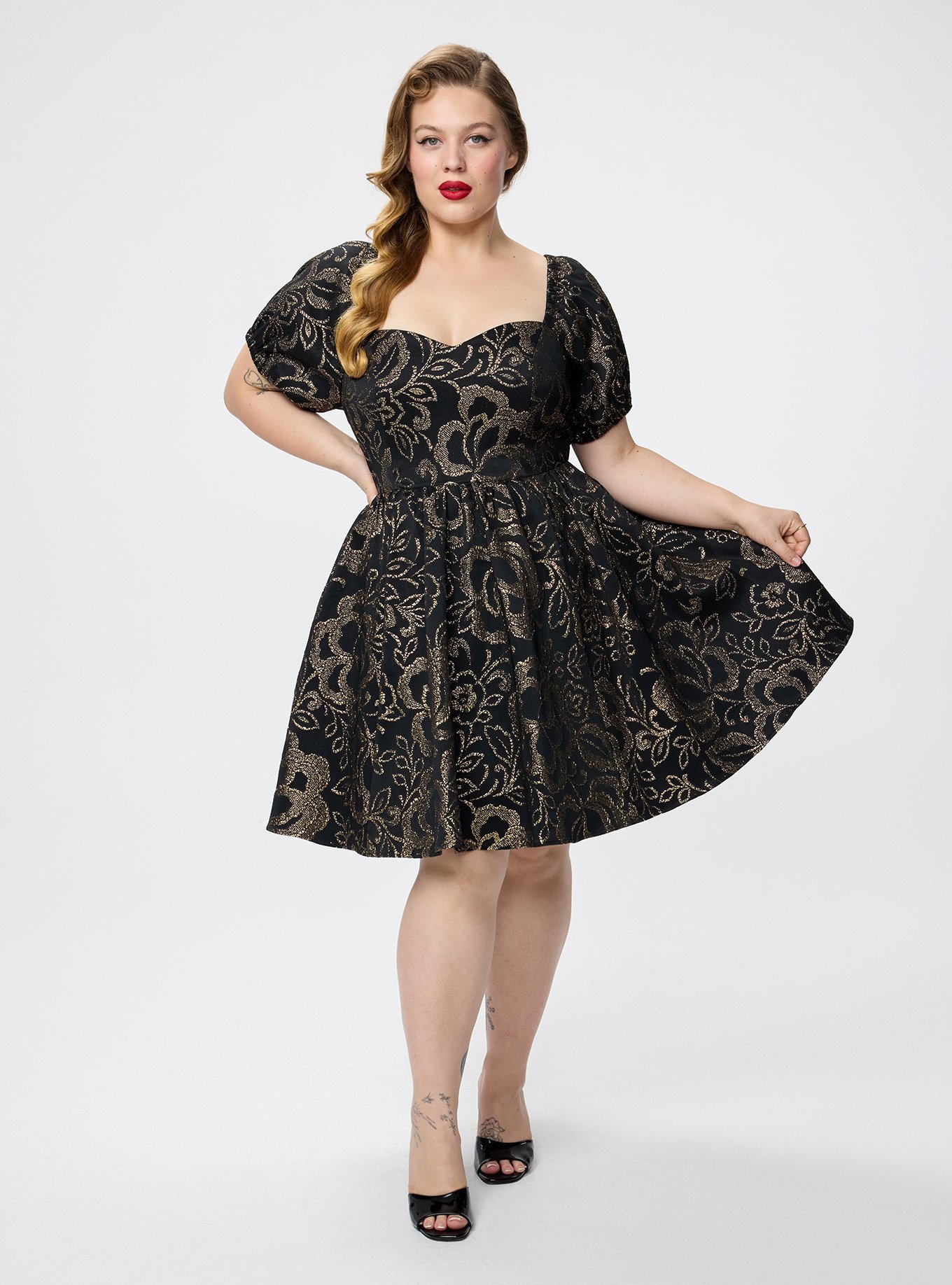 Retro Chic Puff Sleeve Sweetheart Swing Dress, TRIN LACE FLORAL GOLD, hi-res