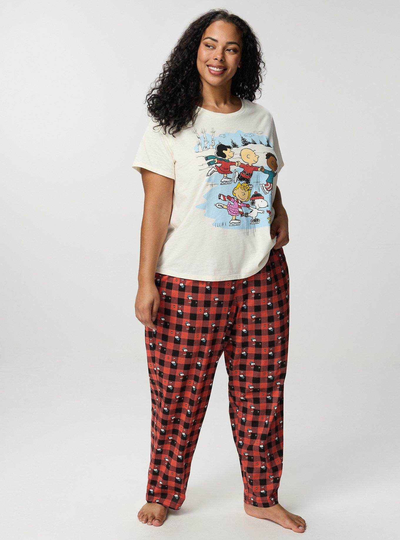 Peanuts Winter Lounge Top, SNOOPY SKATING WHITE ALYSSUM, alternate