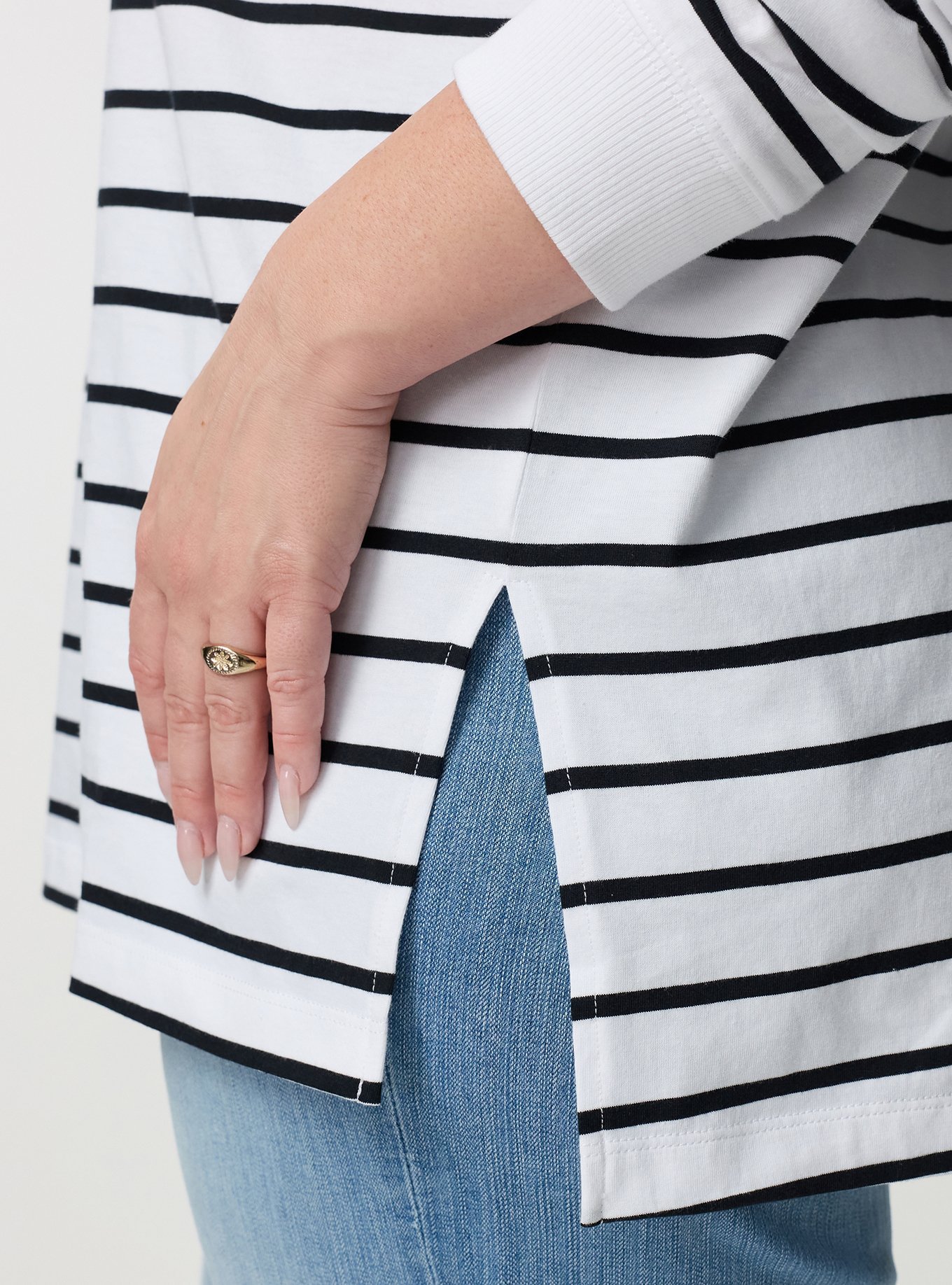 Heavy Jersey Off Shoulder Tee, BRIGHT WHITE DEEP BLACK STRIPE, alternate