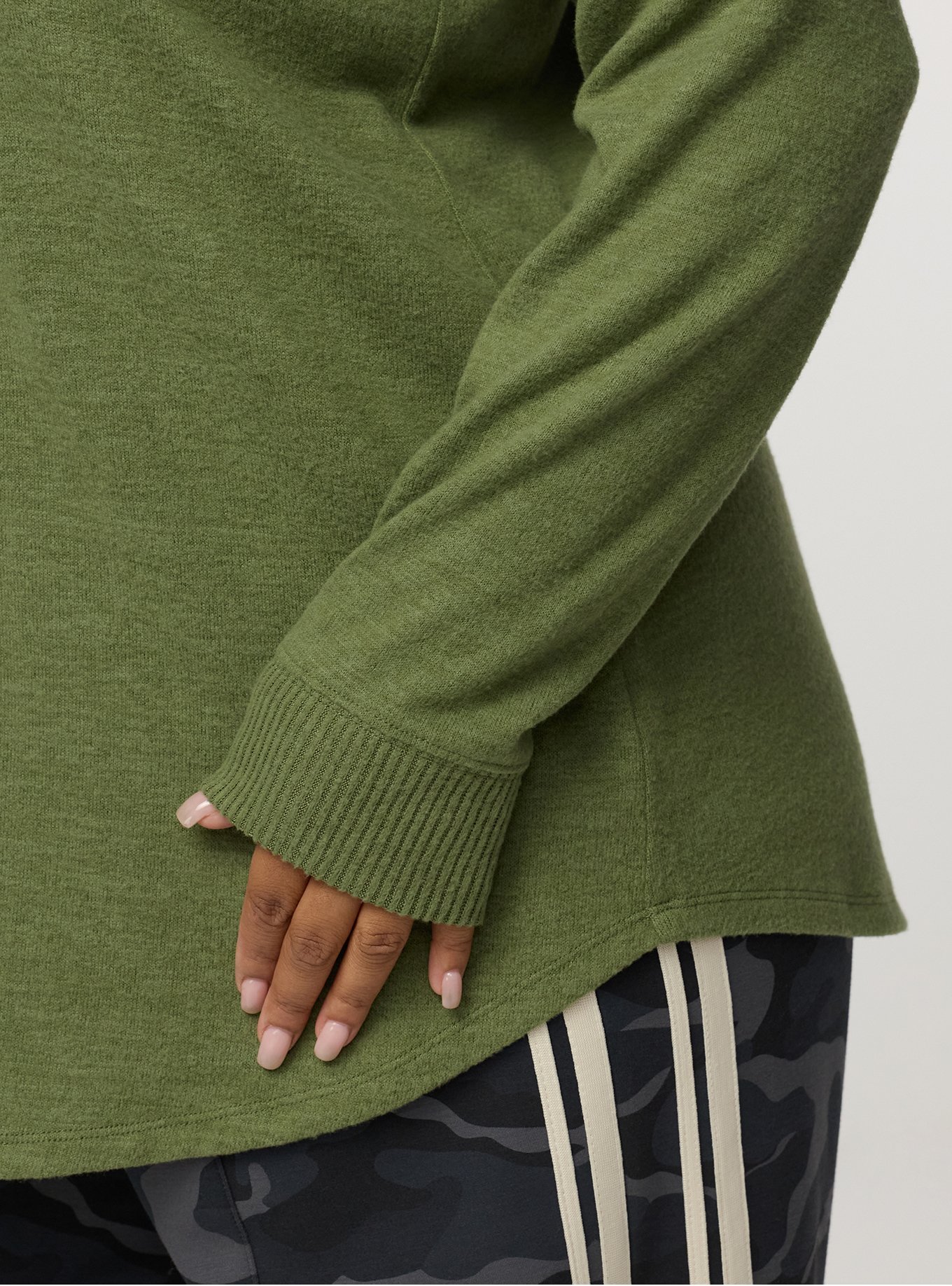Super Soft Plush V-Neck Shirttail Tunic Sweatshirt, OLIVINE, alternate