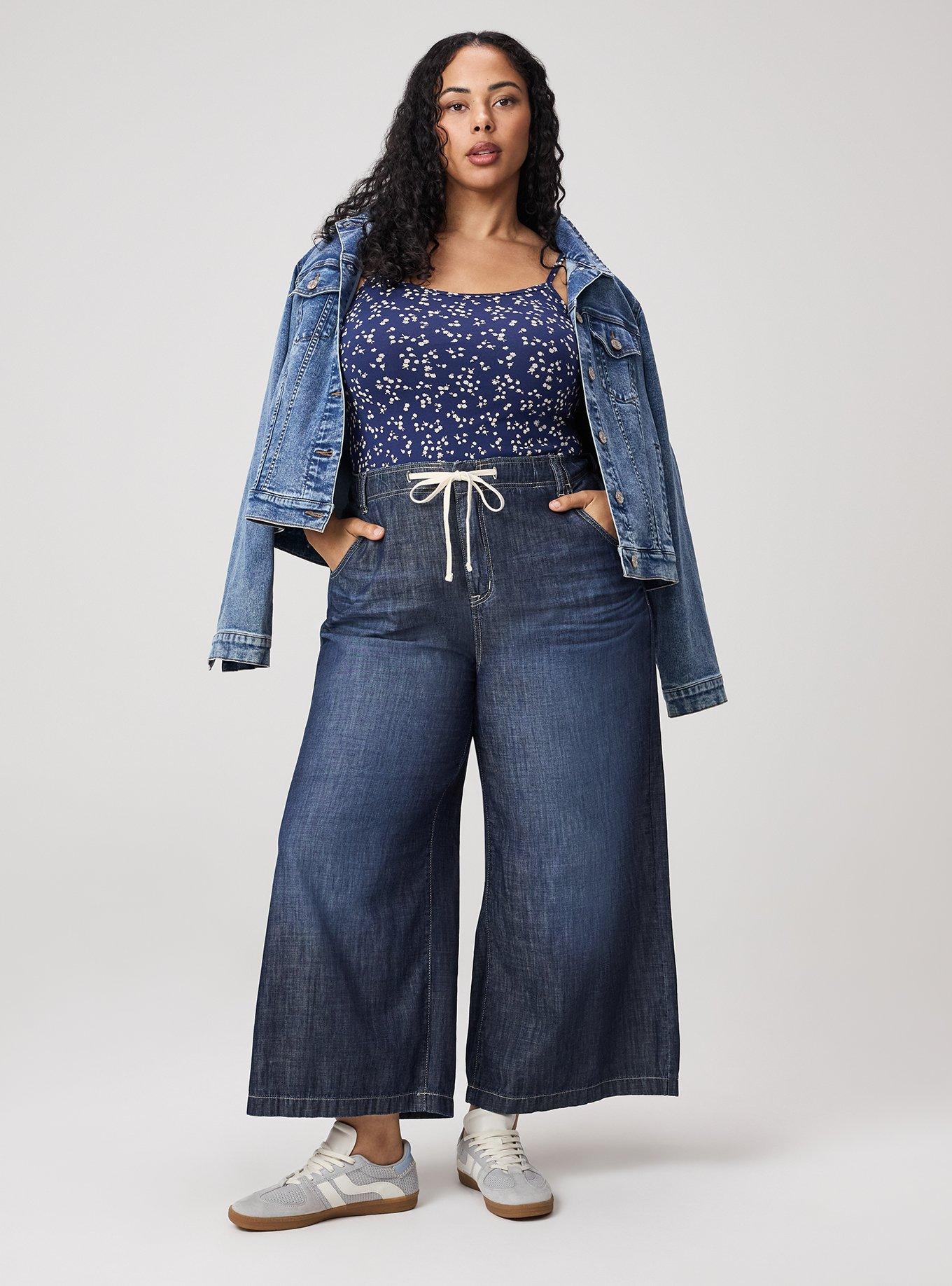 Foxy Cami, BETTY DITSY FLORAL NAVY, alternate